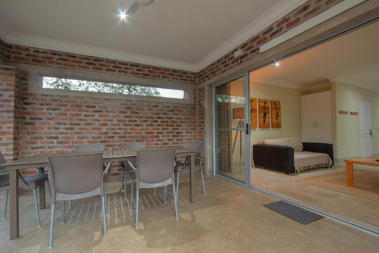 Kruger's Retreat House&Kruger's Rest Studio Marloth Park Exterior foto