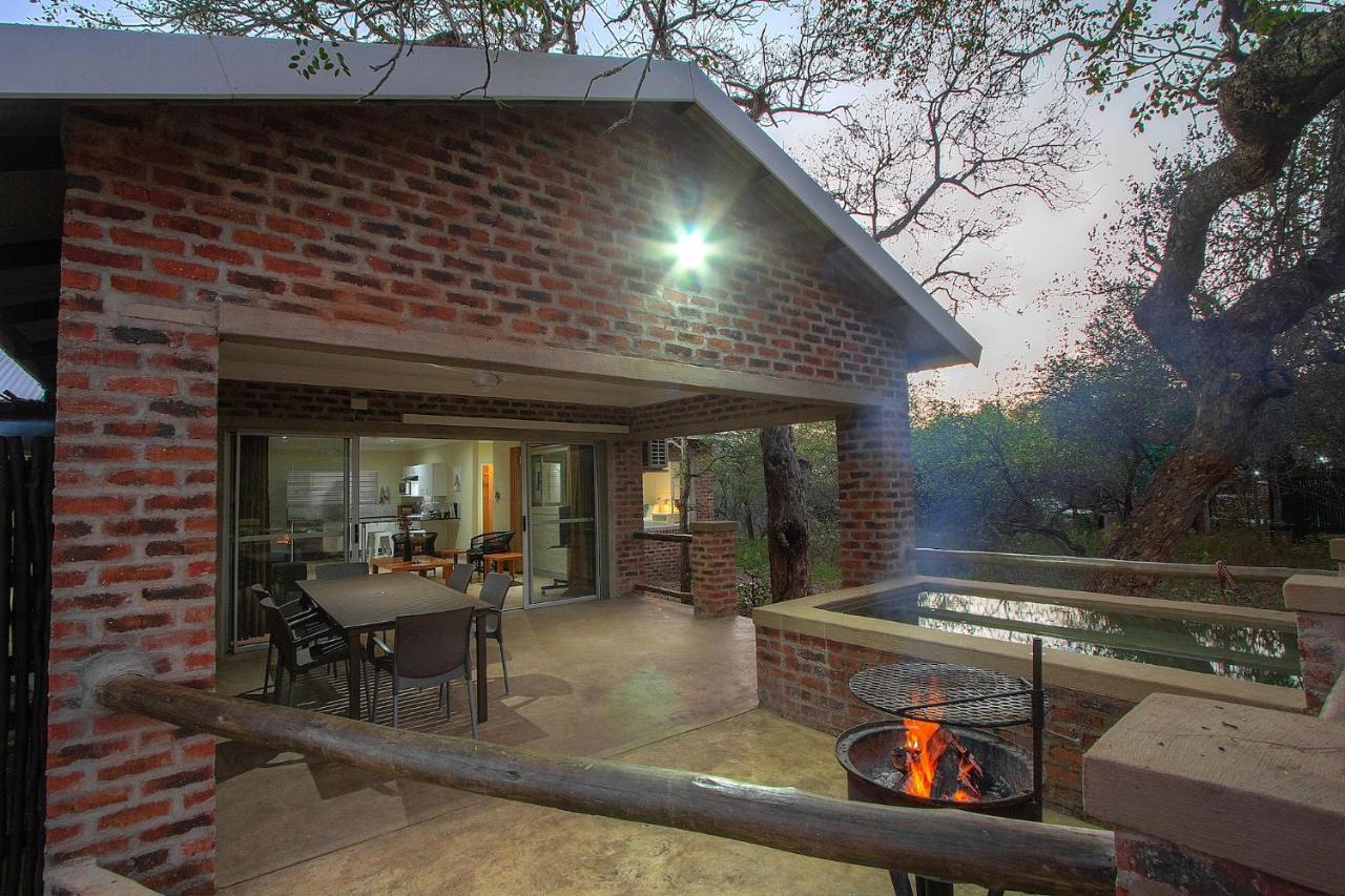 Kruger's Retreat House&Kruger's Rest Studio Marloth Park Exterior foto