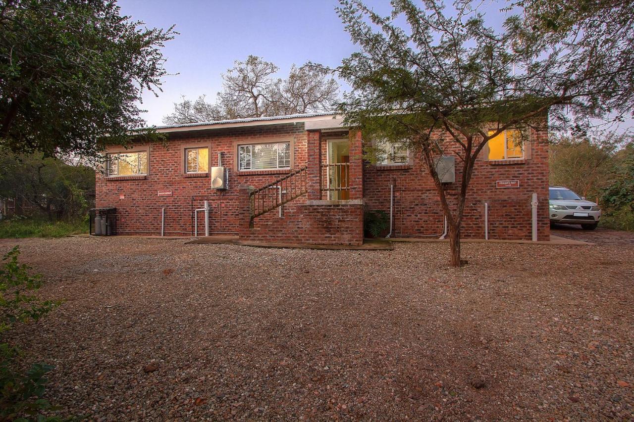 Kruger's Retreat House&Kruger's Rest Studio Marloth Park Exterior foto